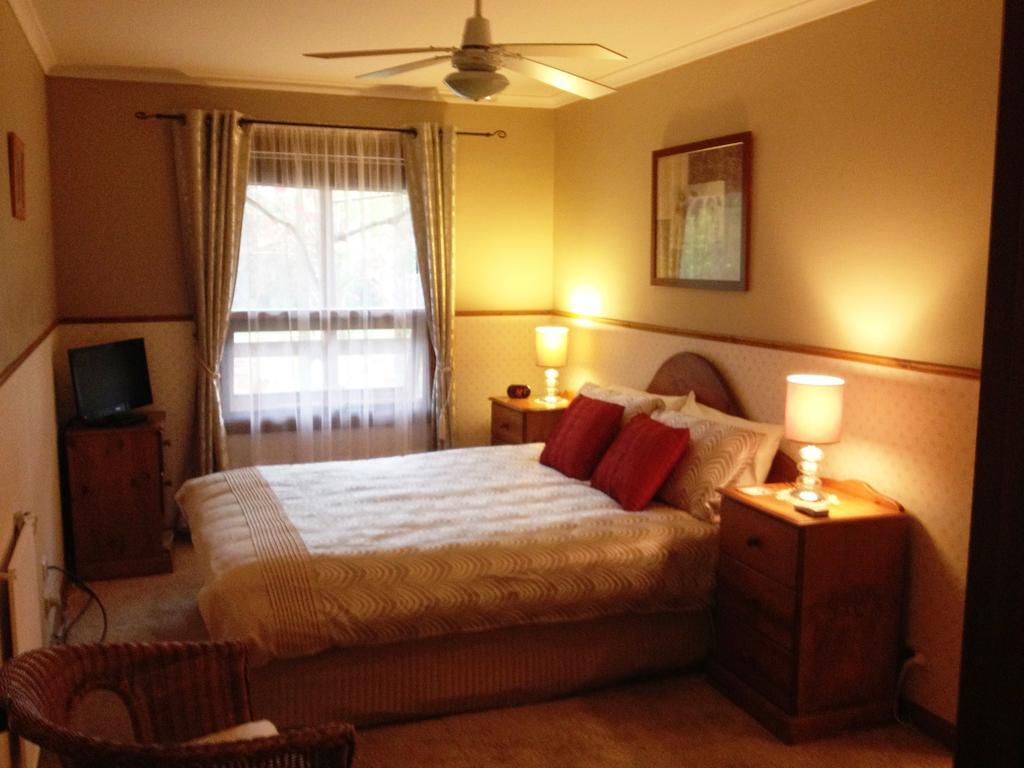 Southern Vales Bed & Breakfast Макларън Вейл Екстериор снимка